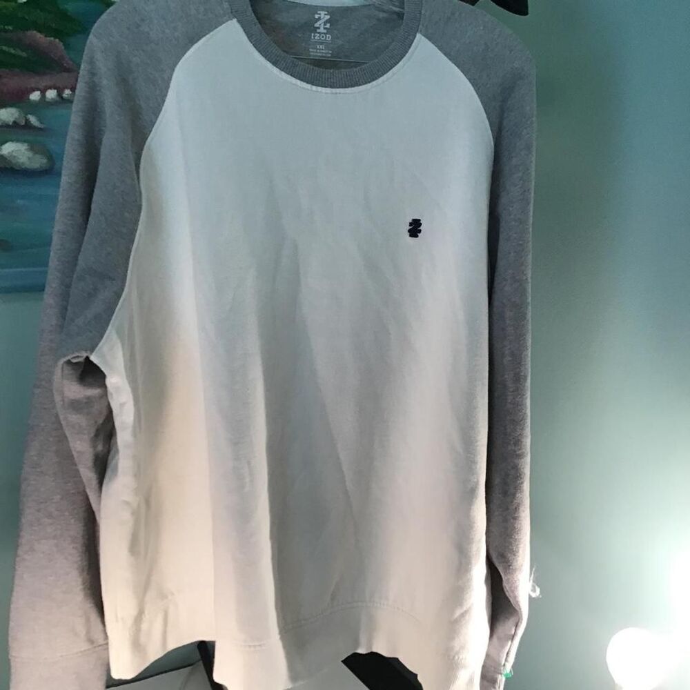 Izod Men's Grey and Cream Shirt